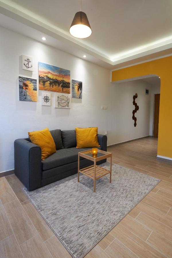 Apartment Yellow Porec Exterior photo